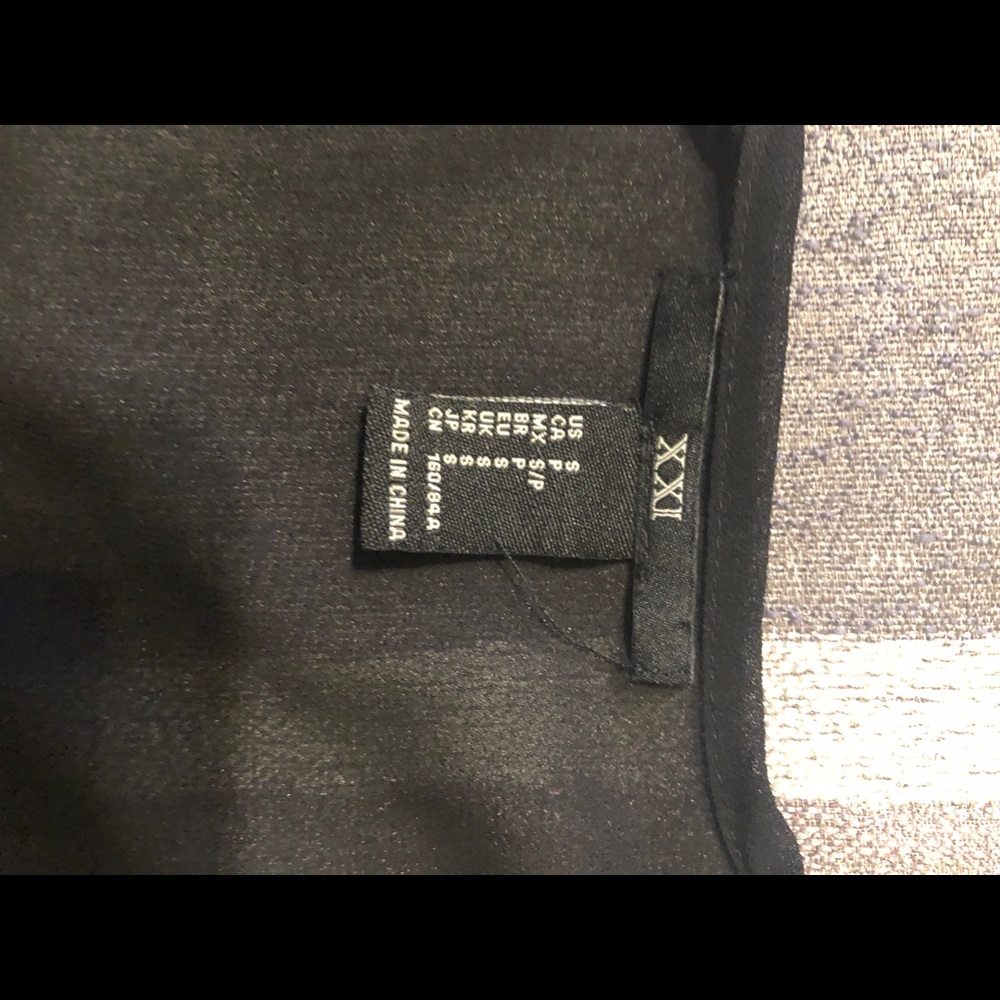 Cardigan - Picture 7 of 7